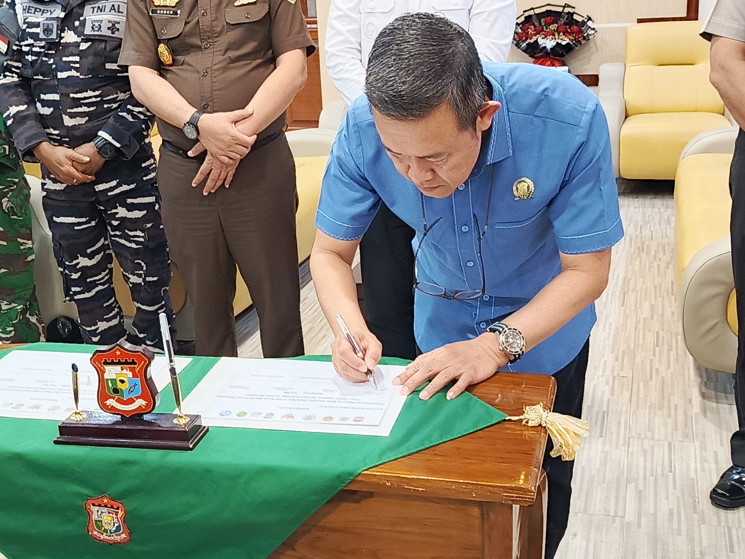 Pemko Tanjungbalai dan Forkopimda Tandatangani Komitmen Bersama Wujudkan SPMB Ramah 2026/2027 Bersih, Berintegritas dan Terpercaya di Kota Tanjungbalai