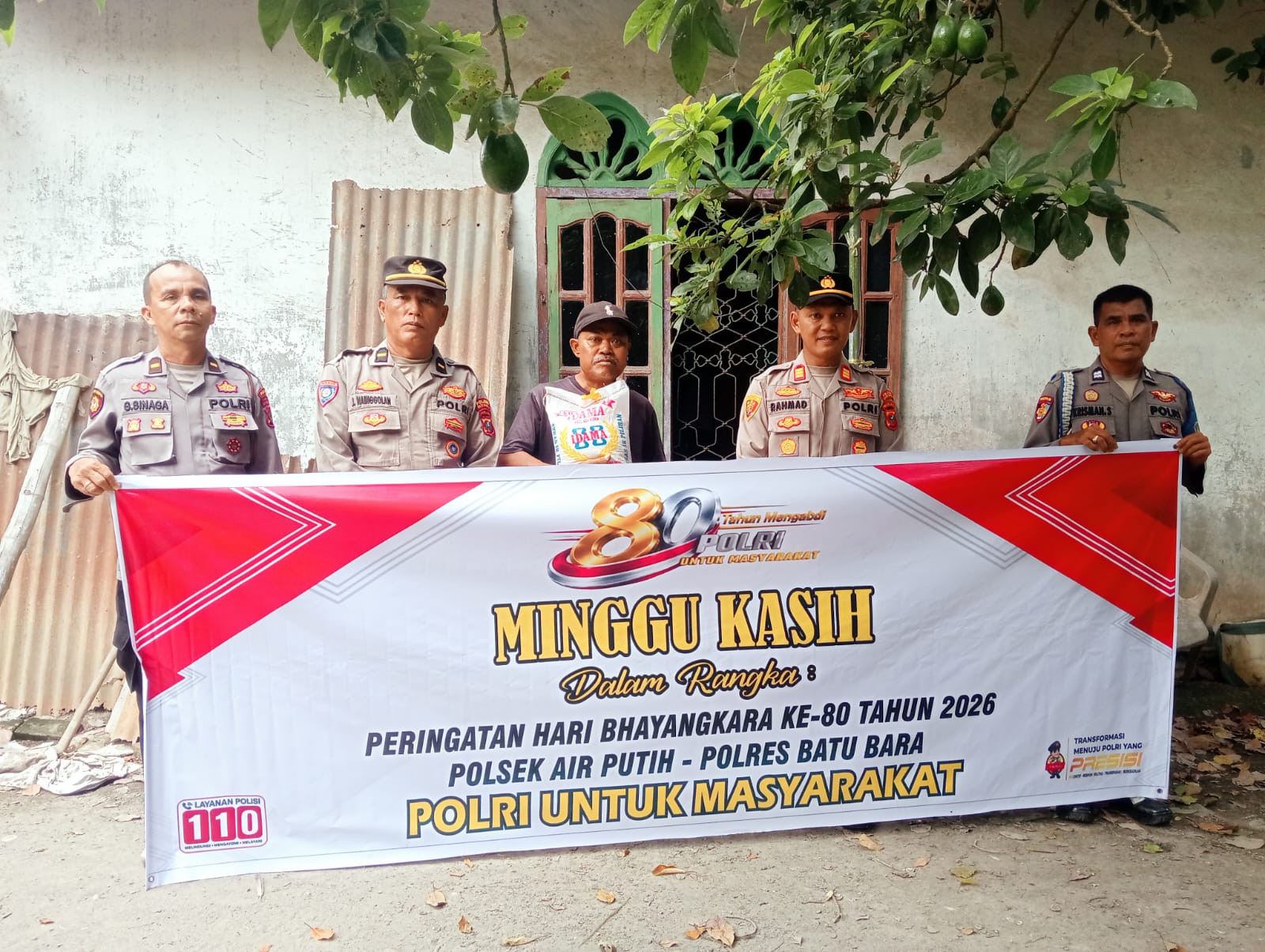 Polsek Air Putih Gelar Kegiatan Humanis Minggu Kasih, Berikan Sembako Kepada Masyarakat Kurang Mampu Rangka HUT Bhayangkara Ke-80