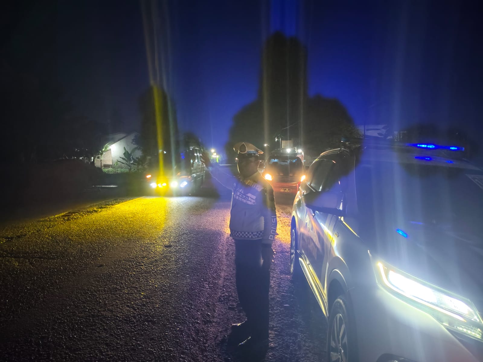Satlantas Polres Batu Bara Gelar Patroli Blue Light Malam Hari, Antisipasi Kemacetan dan Laka Lantas