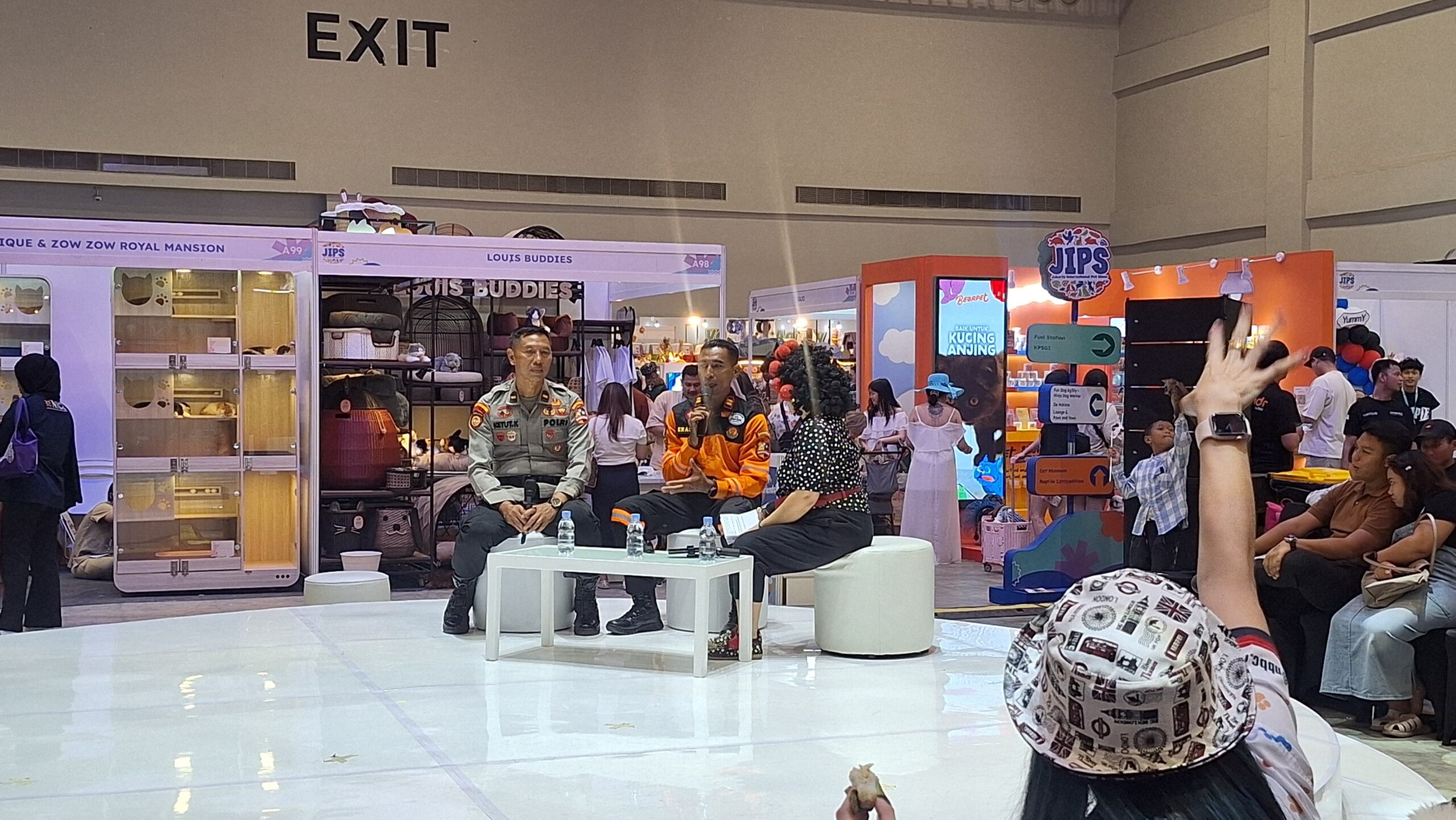 Dekat dengan Masyarakat, Satwa K-9 Polri Jadi Pusat Perhatian di Jakarta International Pet Show 2026