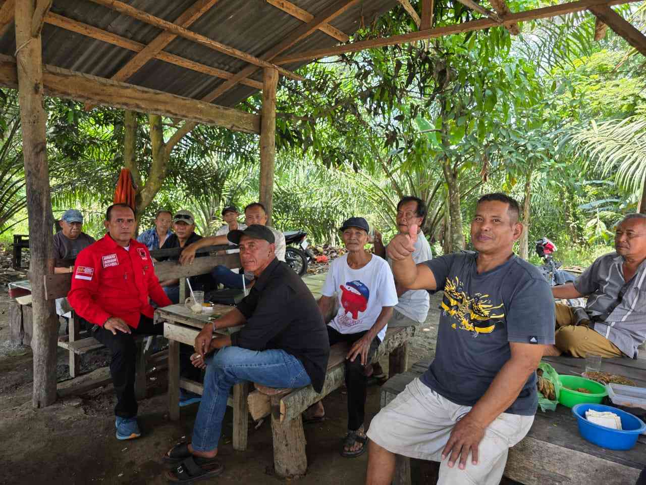 Anggota DPRD Batu Bara Rusli Acep Gelar Sosialisasi Kamtibmas dan Anti Narkoba di Warung Kopi Bu Karo