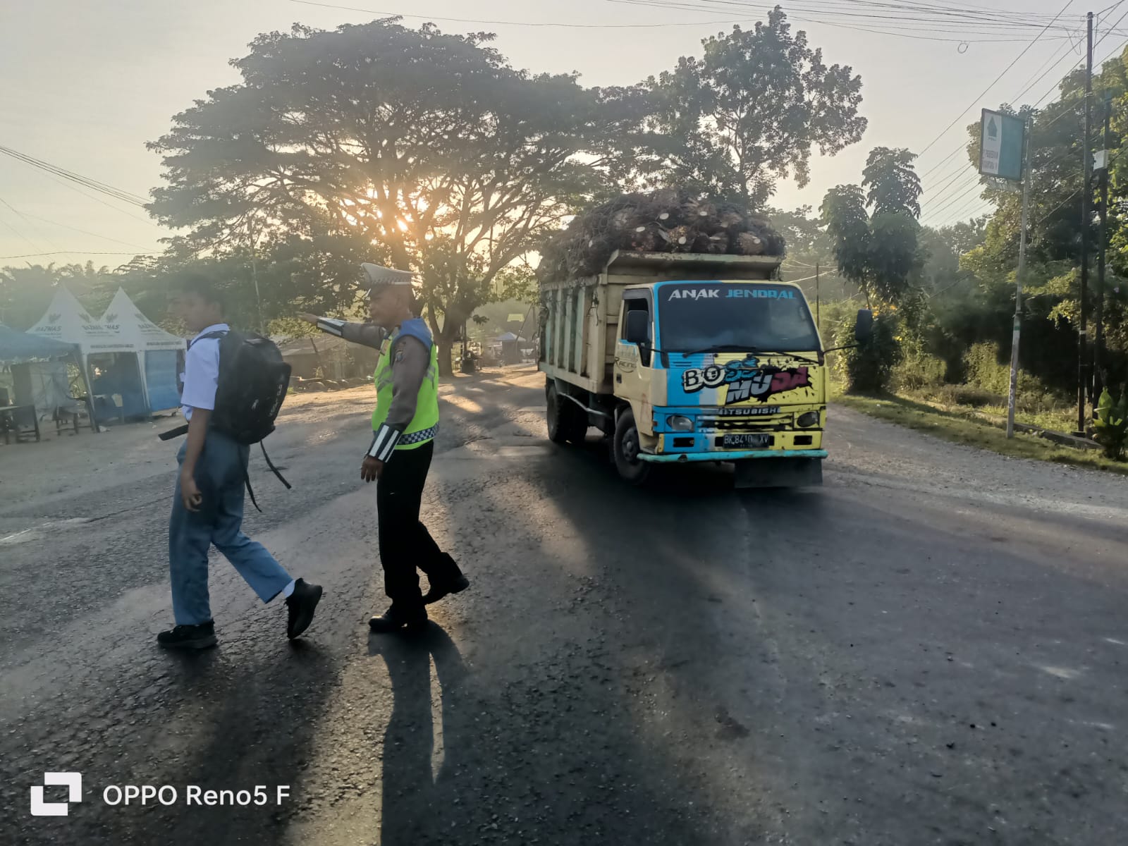 Gatur Pagi di Jalinsum Sei Bejangkar, Satlantas Polres Batu Bara Pastikan Kelancaran Arus Lalu Lintas Jam Sibuk